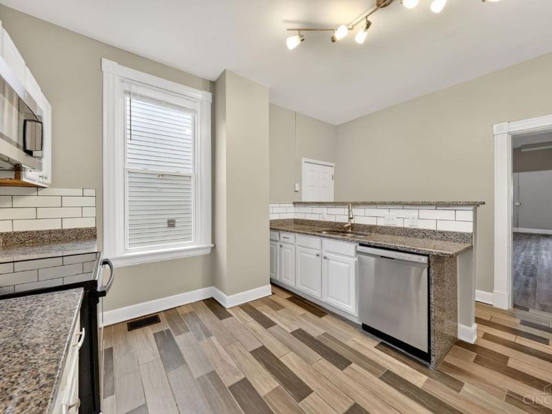 4210 Colerain Avenue, Cincinnati, OH 45223 Photo 10