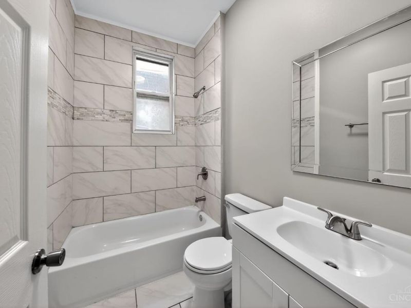 4210 Colerain Avenue, Cincinnati, OH 45223 Photo 21