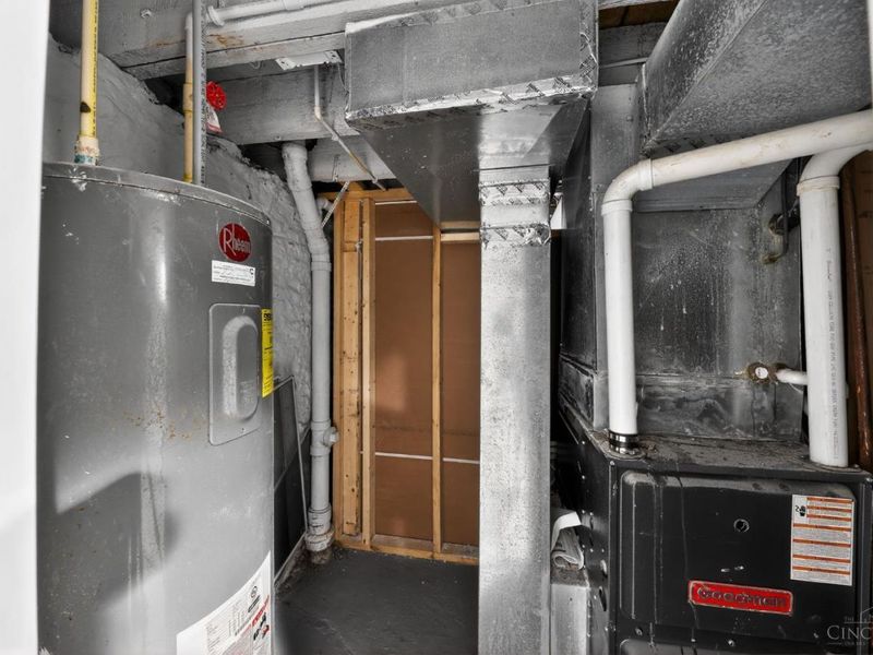 4210 Colerain Avenue, Cincinnati, OH 45223 Photo 29