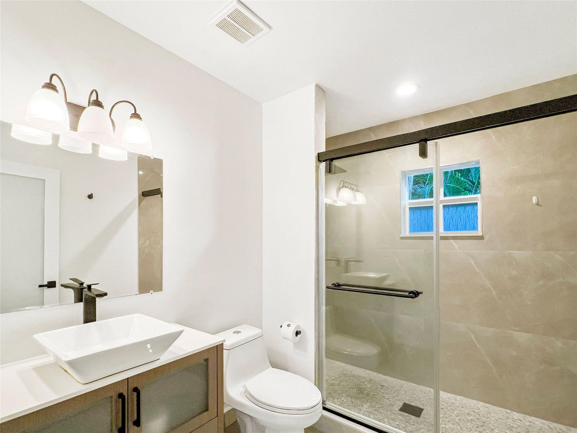 1641 NW 6th Avenue, Fort Lauderdale, FL 33311 Photo