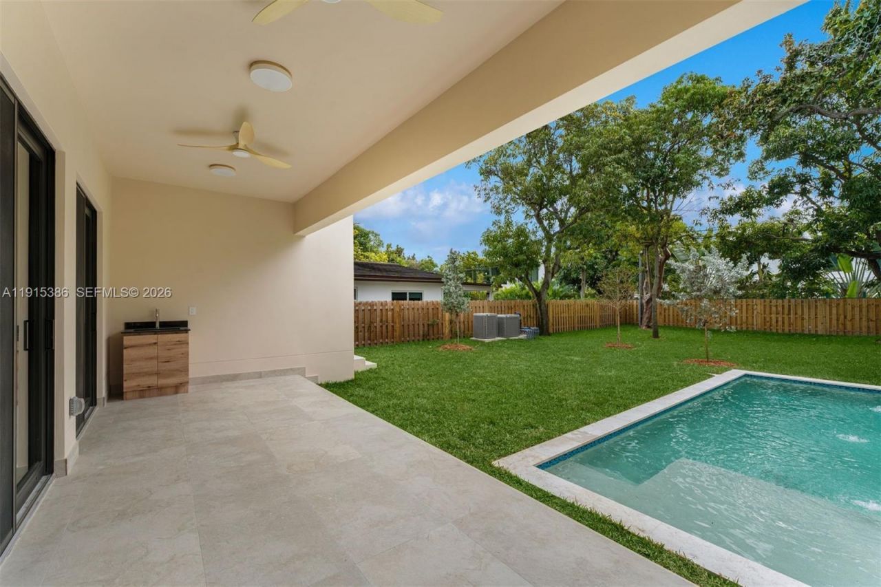 1366 SW 15th St, Miami, FL 33145 Photo