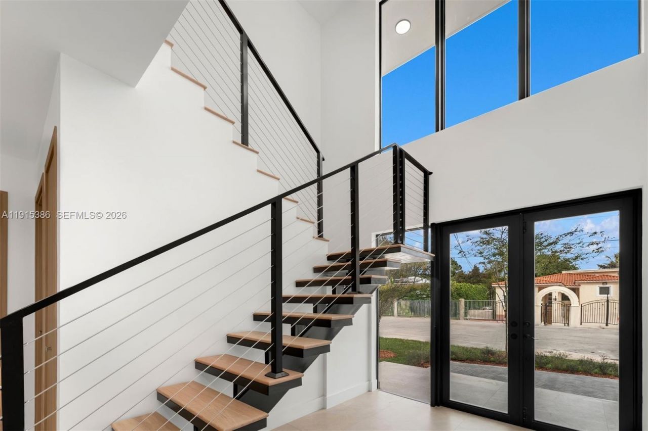 1366 SW 15th St, Miami, FL 33145 Photo