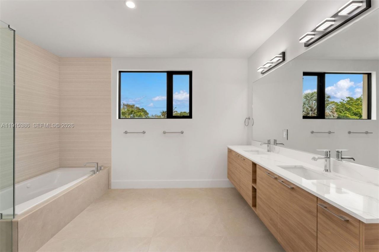 1366 SW 15th St, Miami, FL 33145 Photo