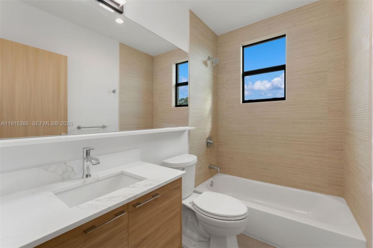 1366 SW 15th St, Miami, FL 33145 Photo