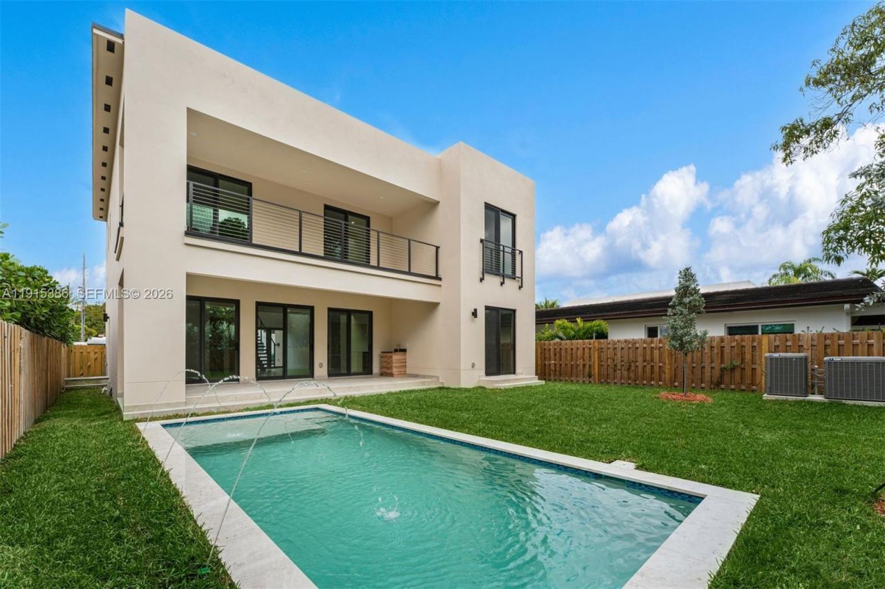 1366 SW 15th St, Miami, FL 33145 Photo