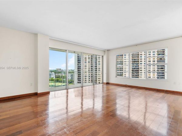 11111 Biscayne Blvd, Unit 10H, Miami, FL 33181