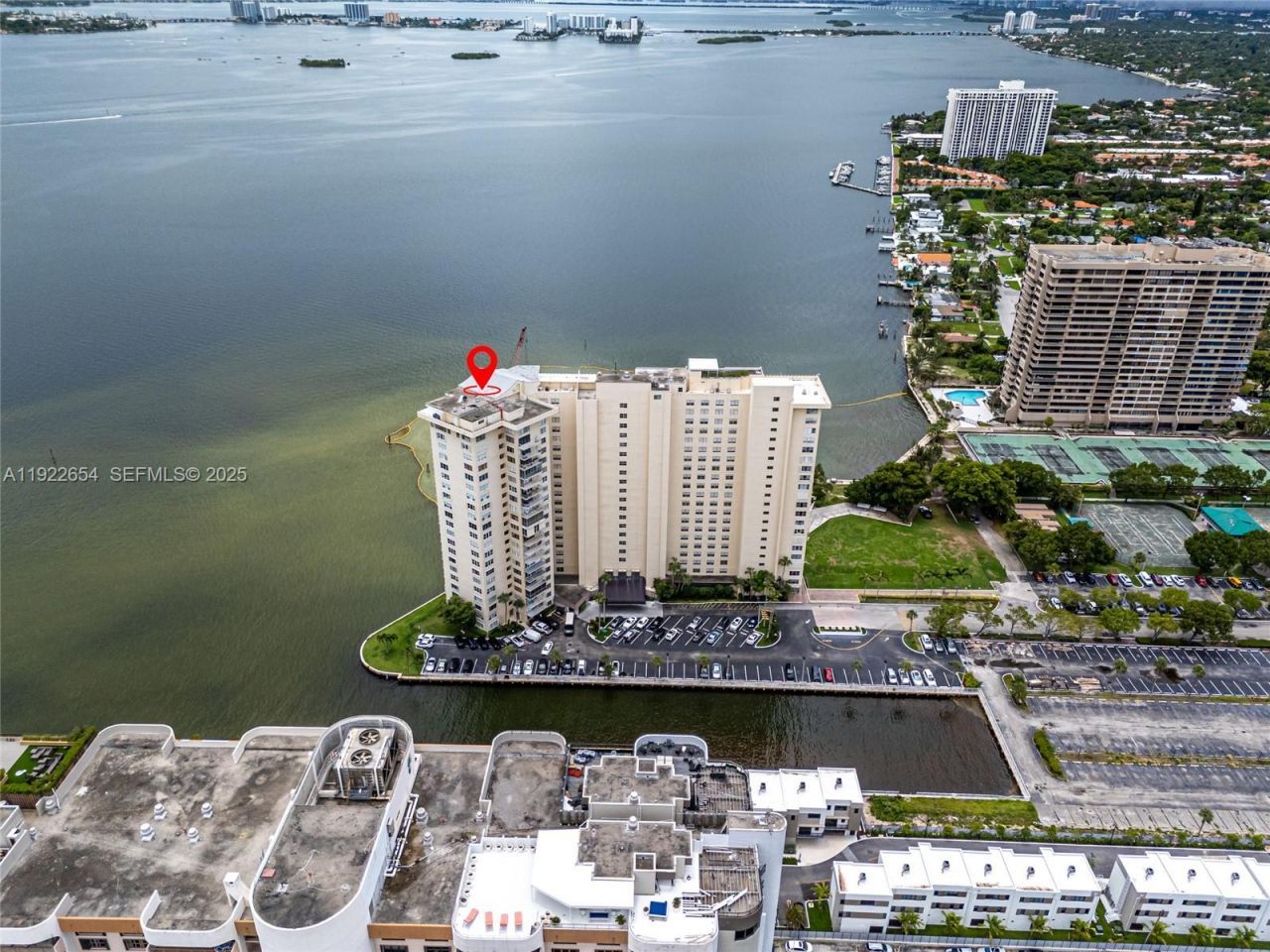 11111 Biscayne Blvd, Unit 10H, Miami, FL 33181 Photo