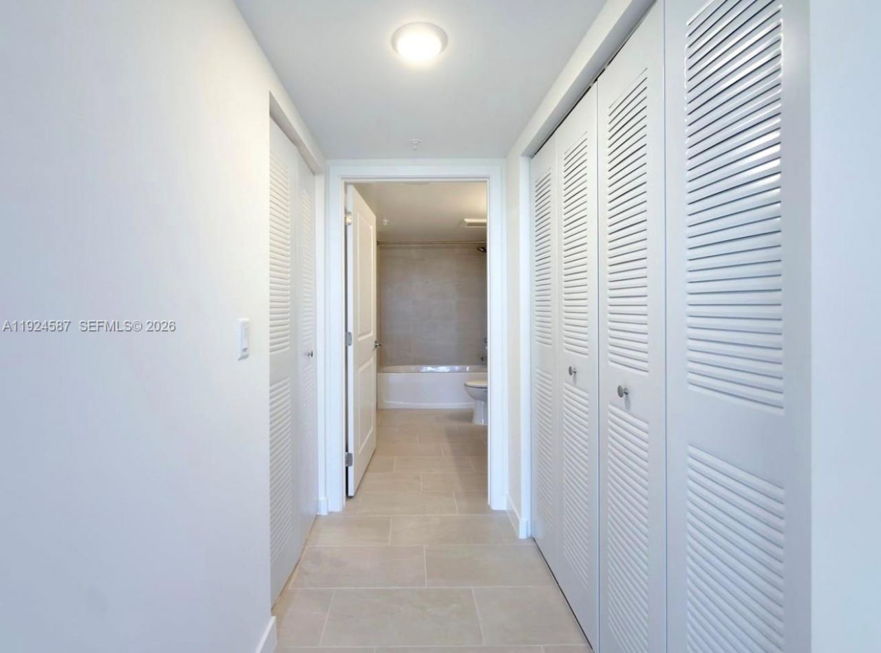 11239 NW 4th Ter, Unit 205, Sweetwater, FL 33172 Photo