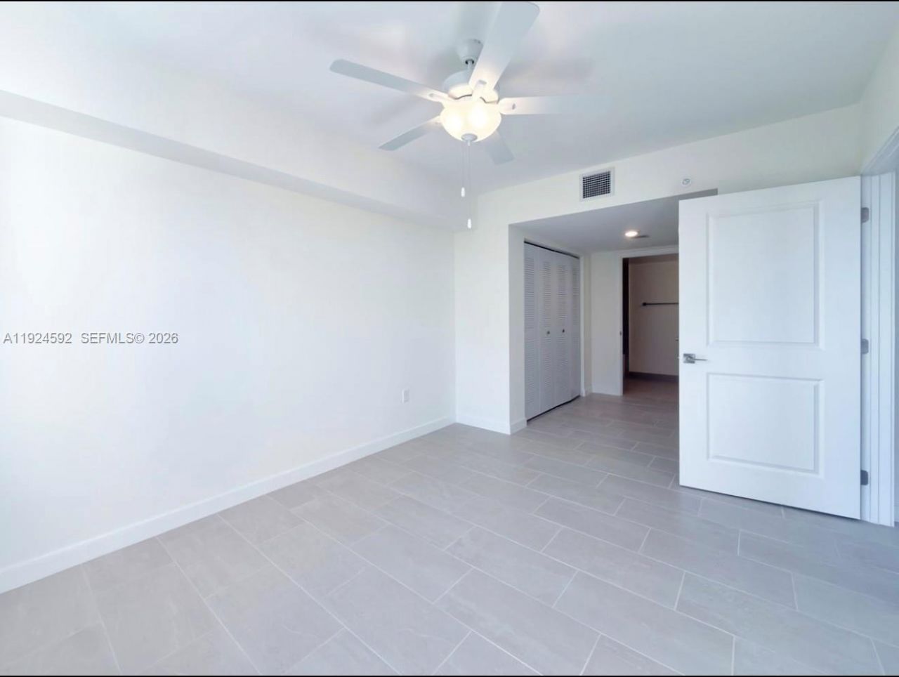 11239 NW 4th Ter, Unit 610, Sweetwater, FL 33172 Photo