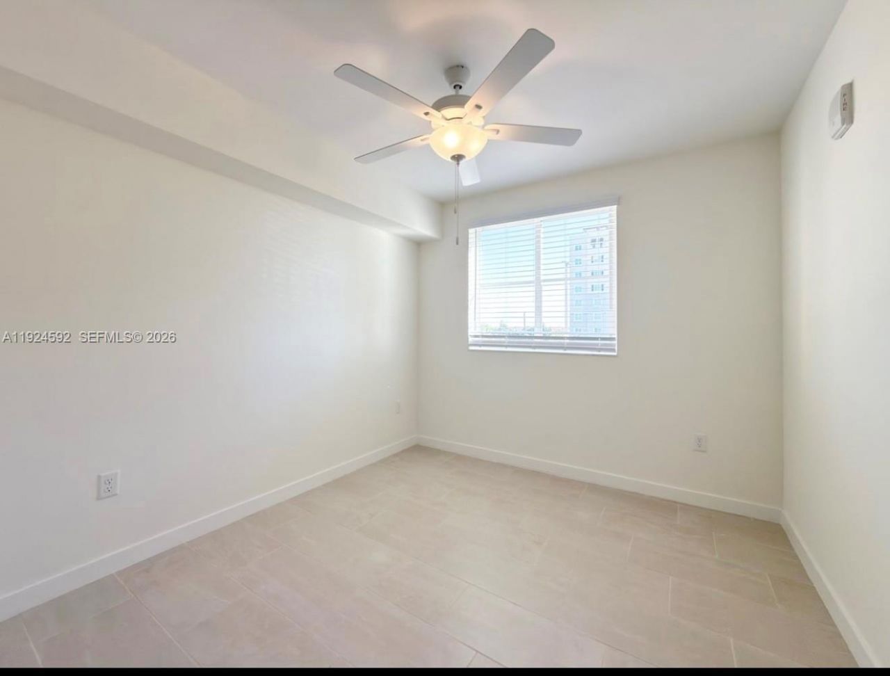 11239 NW 4th Ter, Unit 610, Sweetwater, FL 33172 Photo