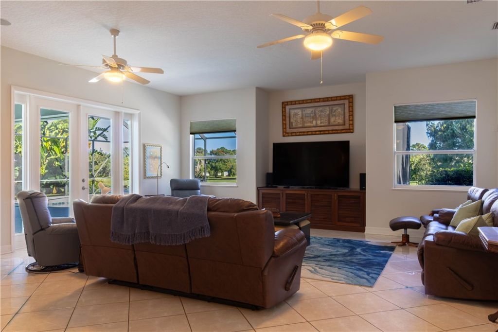 1504 Eagles Circle, Sebastian, FL 32958 Photo