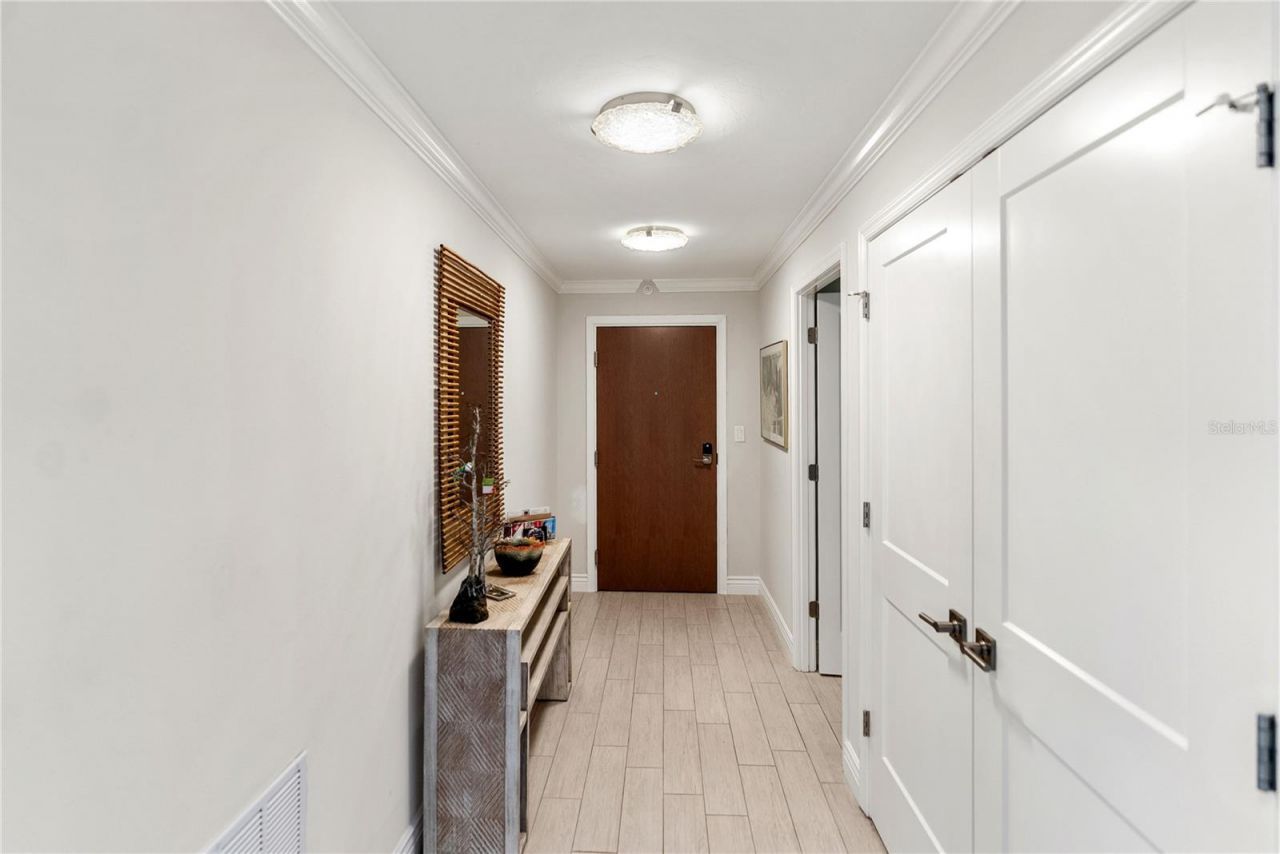 1111 N Gulfstream Avenue, Unit 12C, Sarasota, FL 34236 Photo