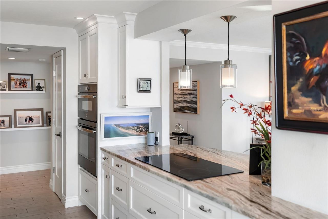 1111 N Gulfstream Avenue, Unit 12C, Sarasota, FL 34236 Photo