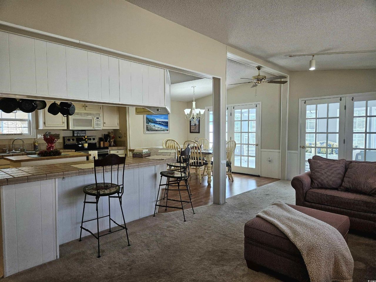 471 Meadowlark Dr. Photo 9