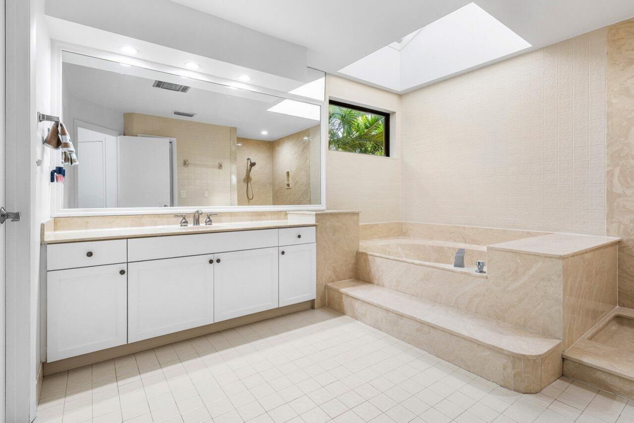 5109 N Ocean Boulevard, Unit H, Ocean Ridge, FL 33435 Photo