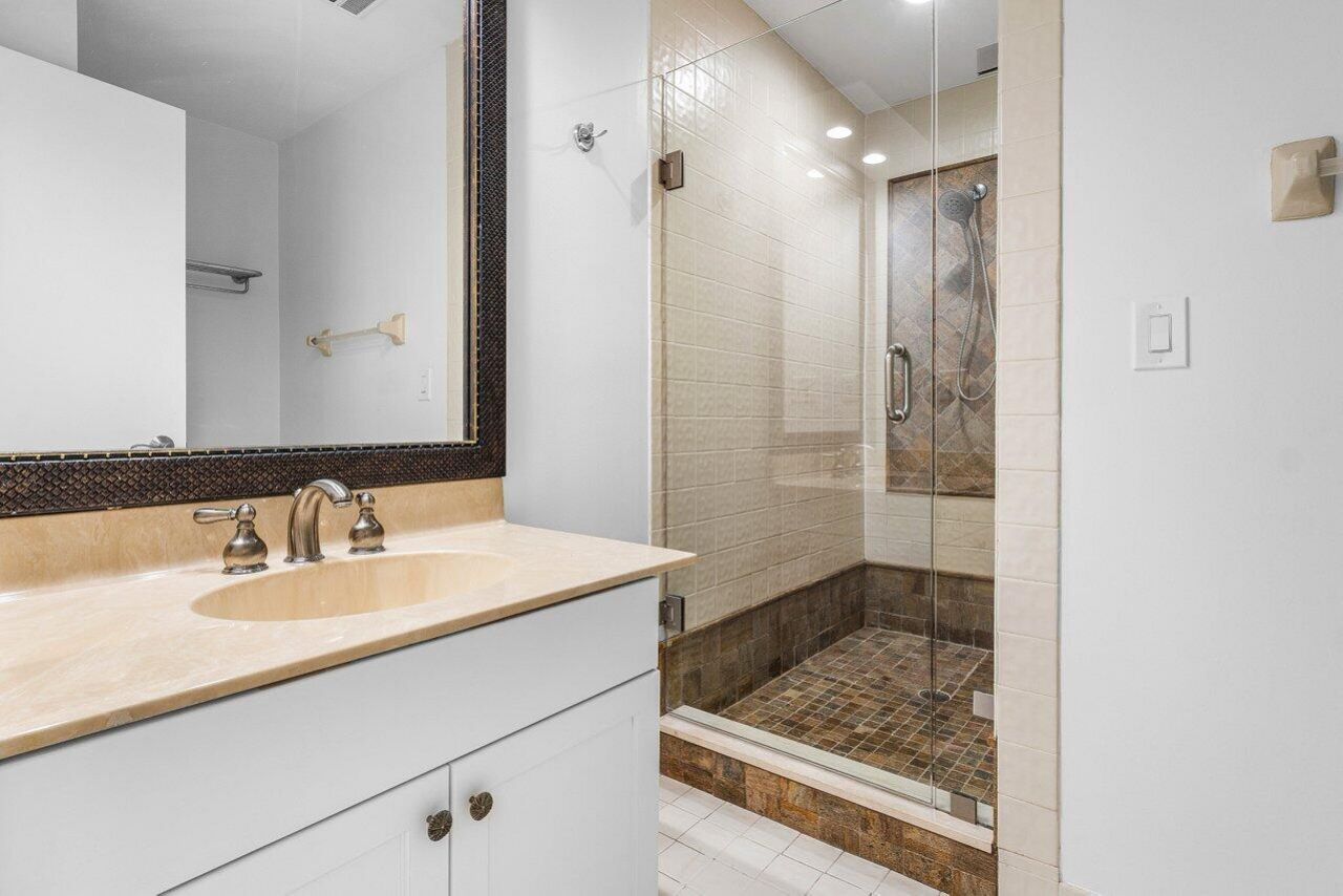 5109 N Ocean Boulevard, Unit H, Ocean Ridge, FL 33435 Photo