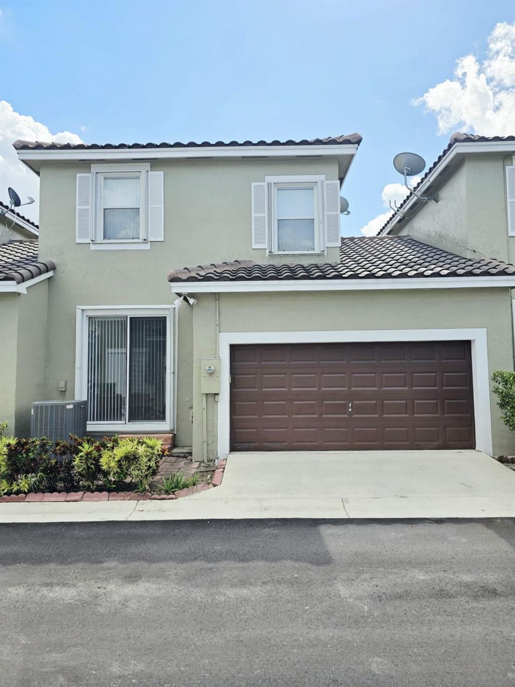 10589 NW 56th Place, Coral Springs, FL 33076 Photo