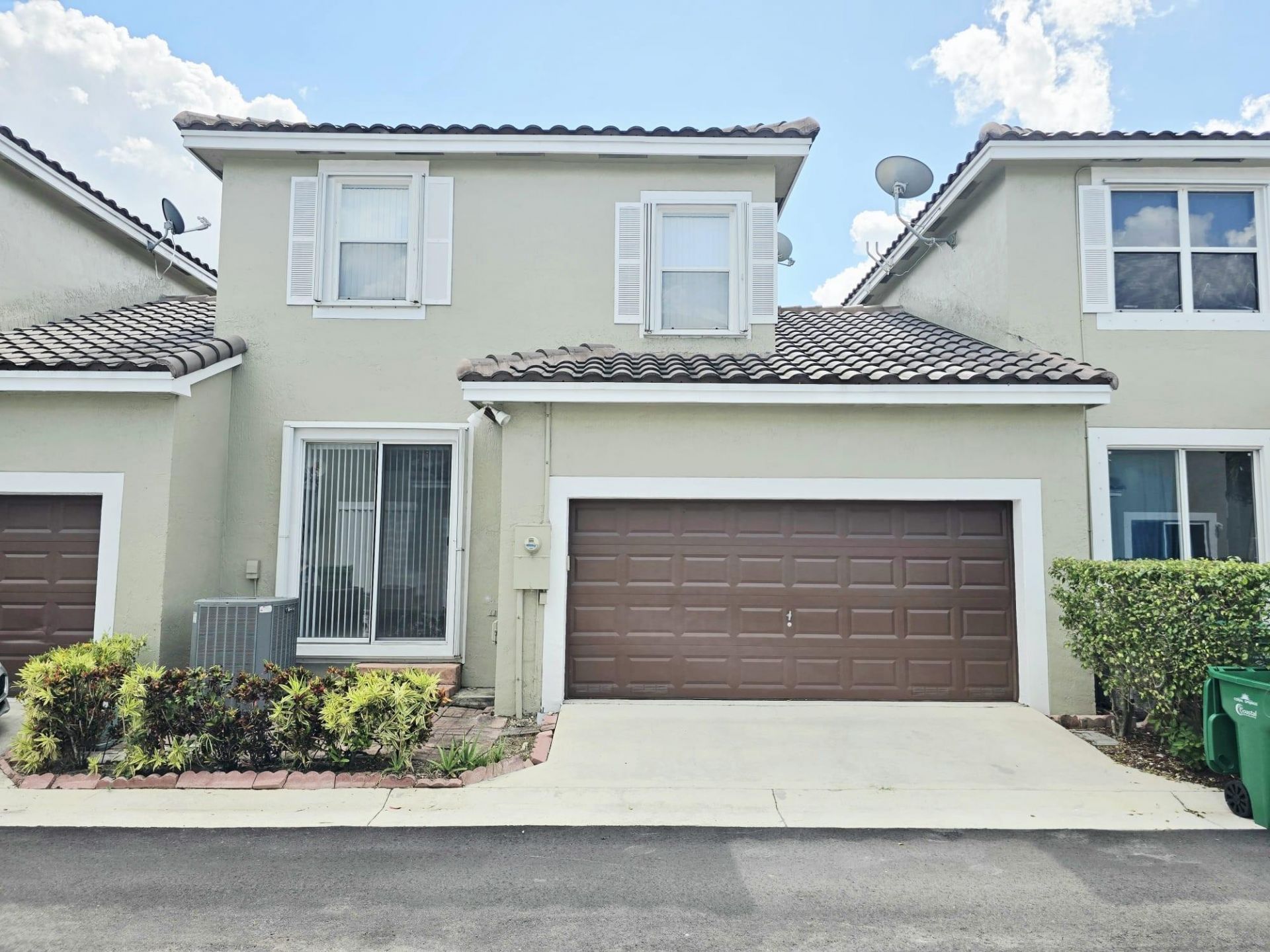 10589 NW 56th Place, Coral Springs, FL 33076 Photo