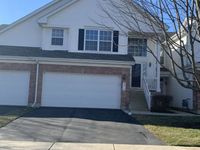 876 Stuarts Drive, Saint Charles, IL 60174 primary photo