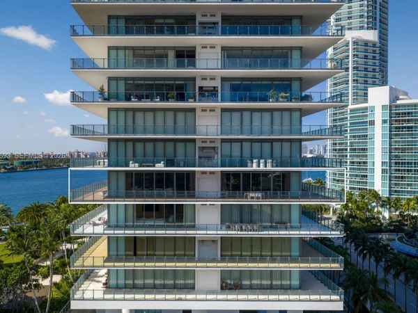 800 S Pointe Dr, Unit 801, Miami Beach, FL 33139