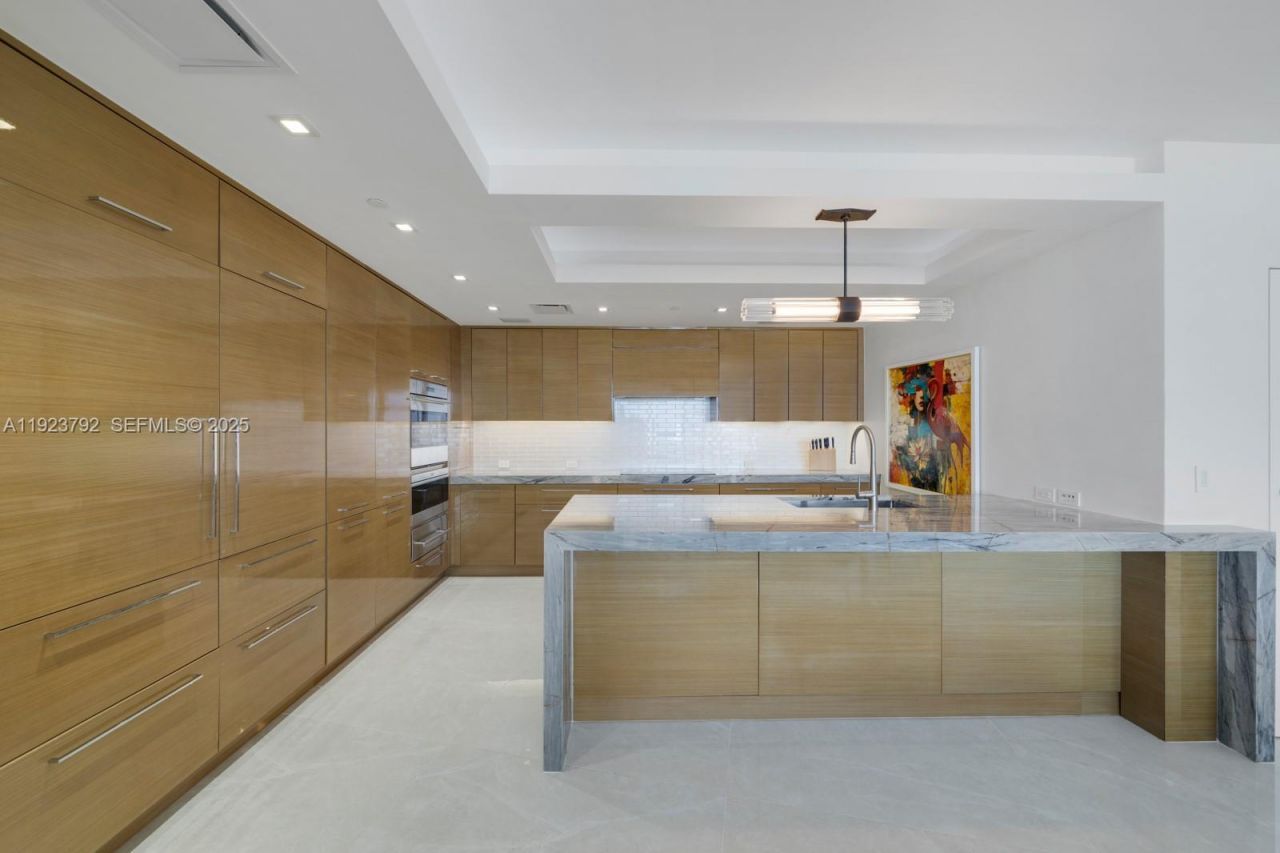 400 Alton Rd, Unit 3503, Miami Beach, FL 33139 Photo