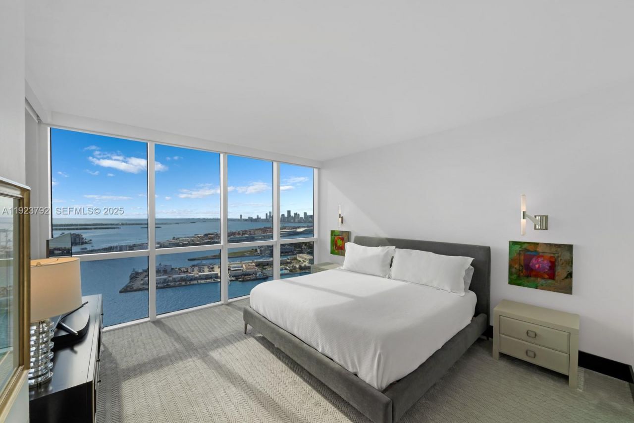 400 Alton Rd, Unit 3503, Miami Beach, FL 33139 Photo