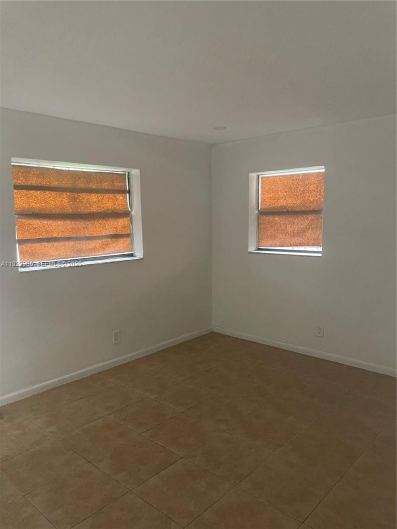 2481 NW 13th Ct, Unit 1-2, Fort Lauderdale, FL 33311 Photo