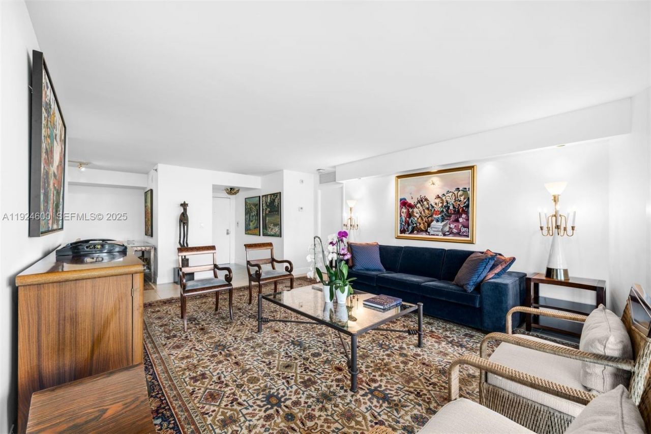 4000 Towerside Ter, Unit 705, Miami, FL 33138 Photo