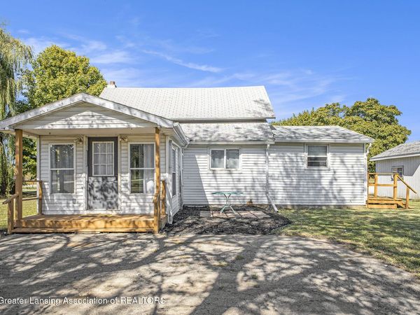 10349 S Francis Road, DeWitt, MI 48820