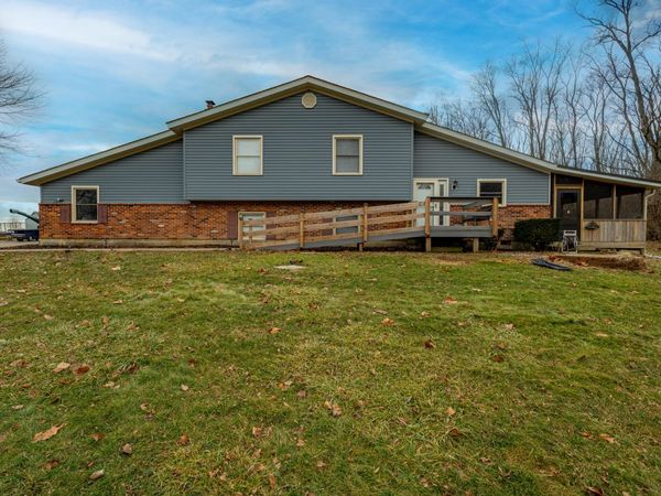 9901 Ballentine Pike, New Carlisle, OH 45344