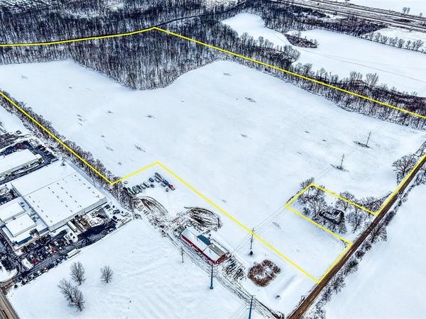 000 Gregory Road , Handy Twp, MI 48836