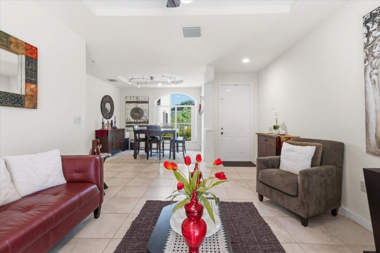 2151 NW 121st Avenue, Plantation, FL 33323 Photo