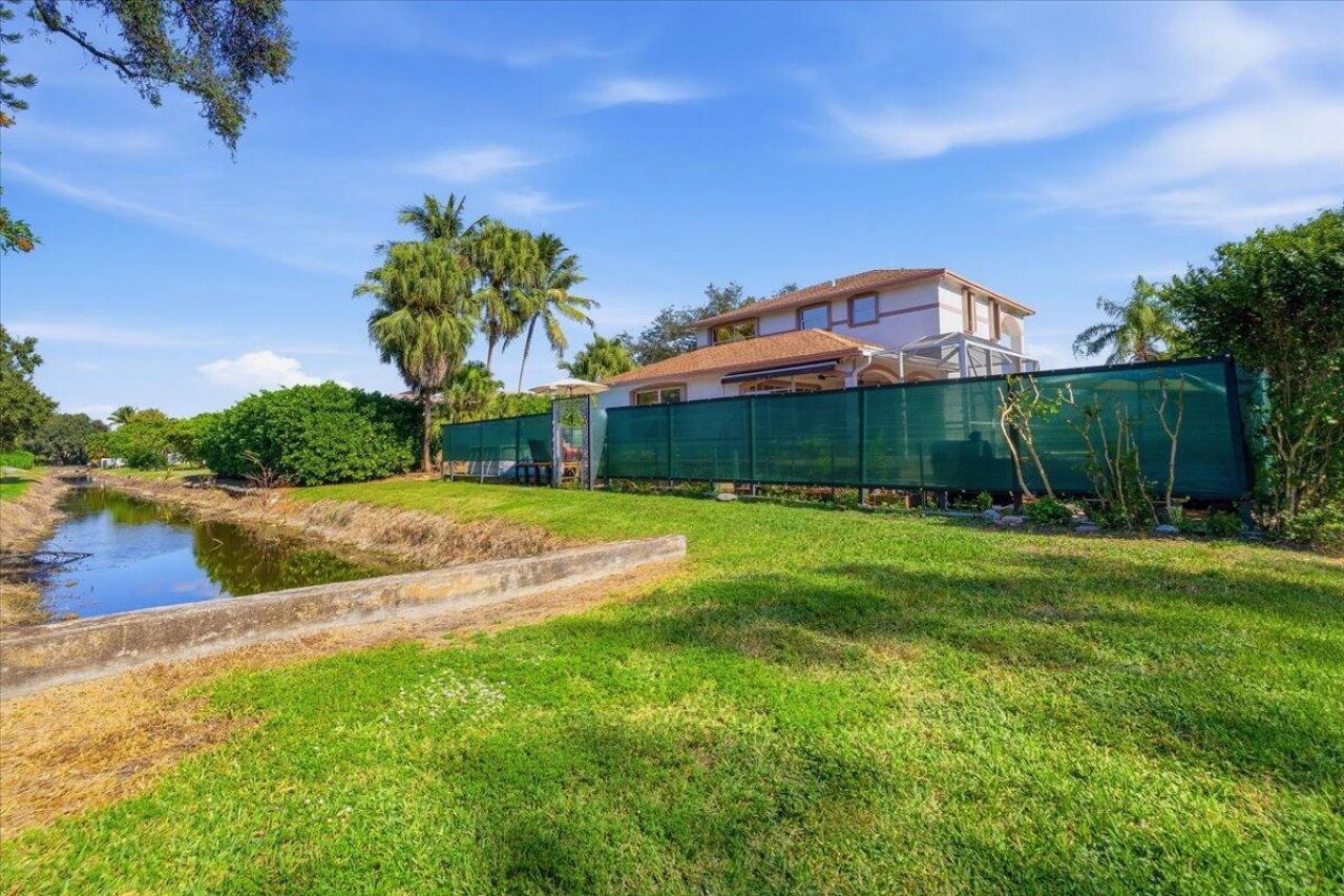 2151 NW 121st Avenue, Plantation, FL 33323 Photo