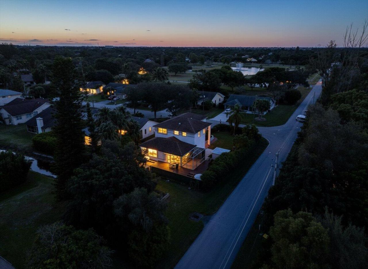 2151 NW 121st Avenue, Plantation, FL 33323 Photo