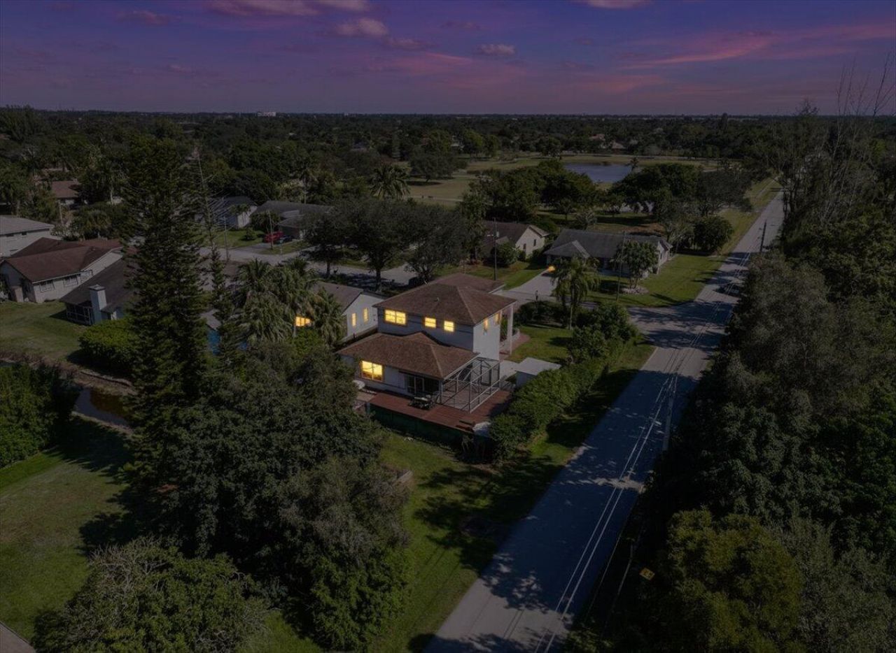 2151 NW 121st Avenue, Plantation, FL 33323 Photo