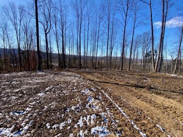 ac US Rt 52, Manchester, OH 45144