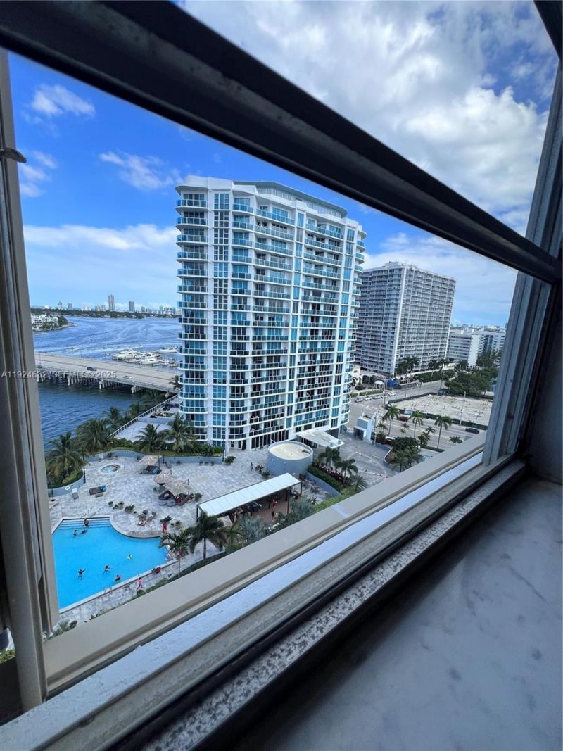 1865 79th St Cswy, Unit 15G, North Bay Village, FL 33141 Photo