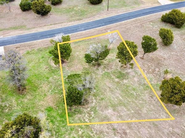 6137 Retreat Clubhouse, Cleburne, TX 76033