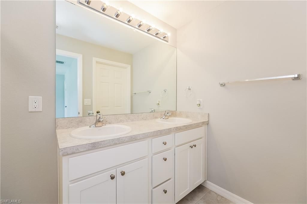 858 Carbon St E, Lehigh Acres, FL 33974 Photo