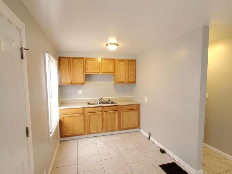 1047-1049 East 21st Avenue, Columbus, OH 43211 Photo 7