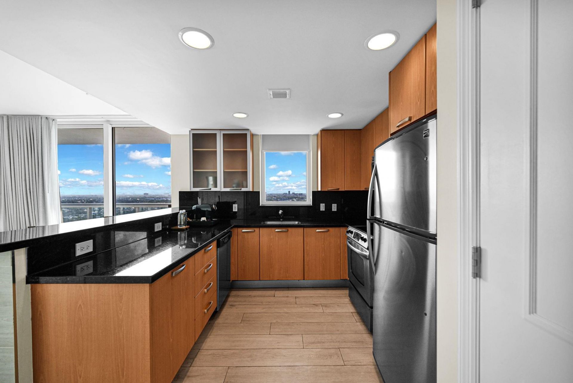 505 N Ft Lauderdale Bch Boulevard, Unit 2101, Fort Lauderdale, FL 33304 Photo