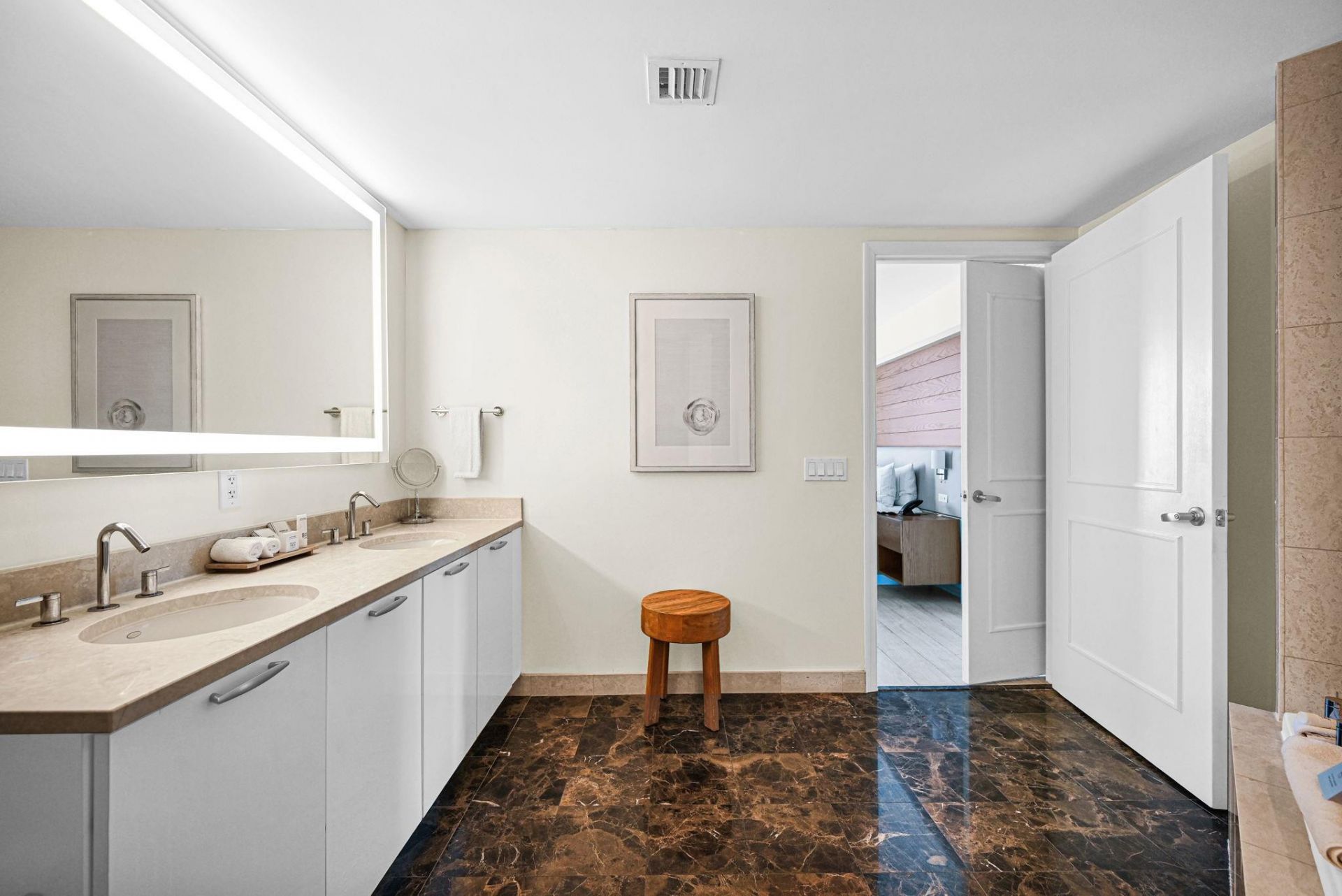 505 N Ft Lauderdale Bch Boulevard, Unit 2101, Fort Lauderdale, FL 33304 Photo