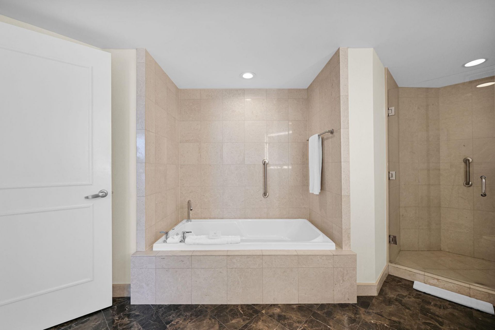 505 N Ft Lauderdale Bch Boulevard, Unit 2101, Fort Lauderdale, FL 33304 Photo