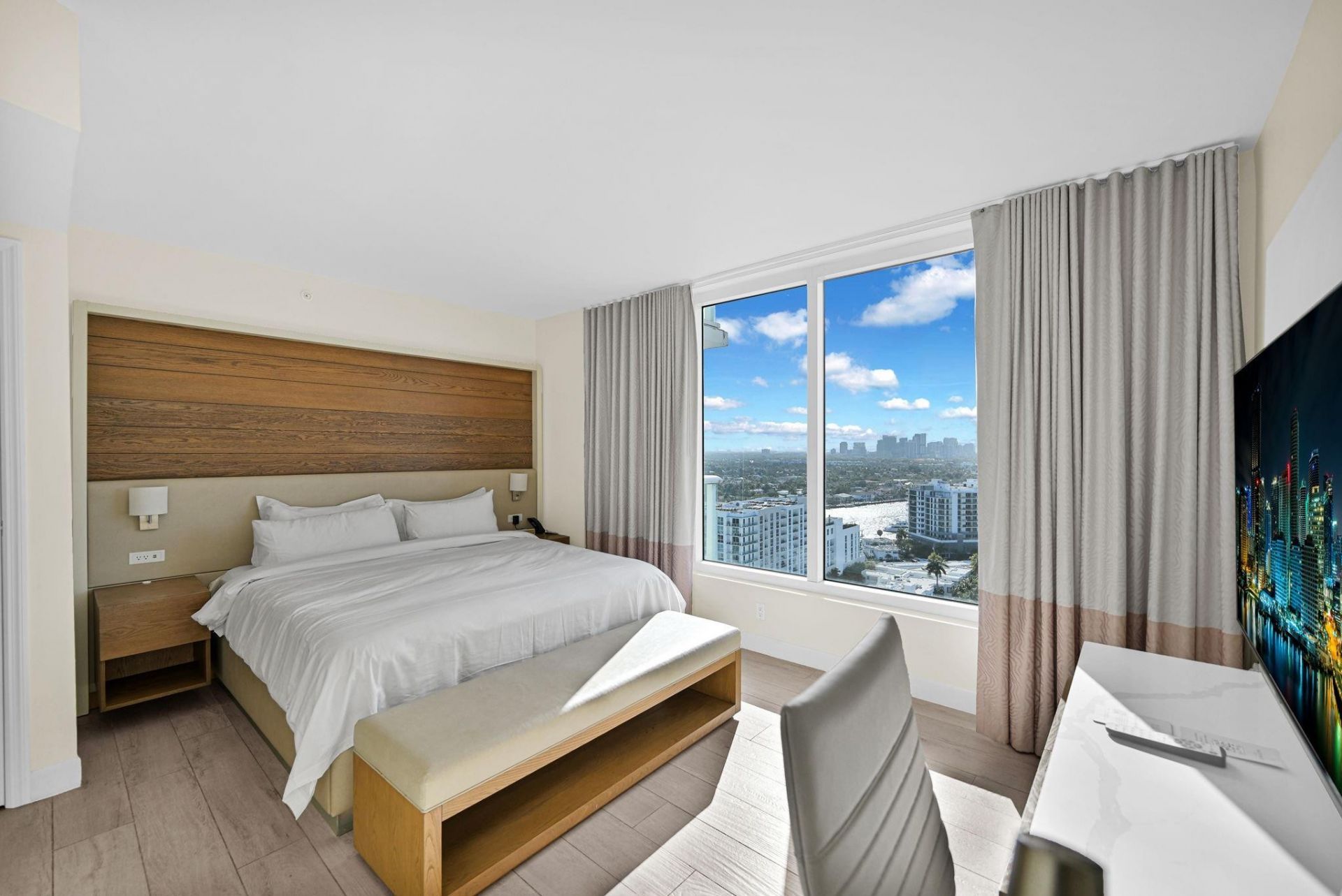 505 N Ft Lauderdale Bch Boulevard, Unit 2101, Fort Lauderdale, FL 33304 Photo