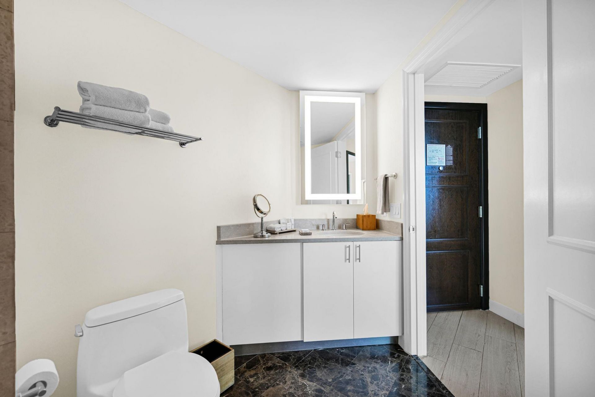 505 N Ft Lauderdale Bch Boulevard, Unit 2101, Fort Lauderdale, FL 33304 Photo