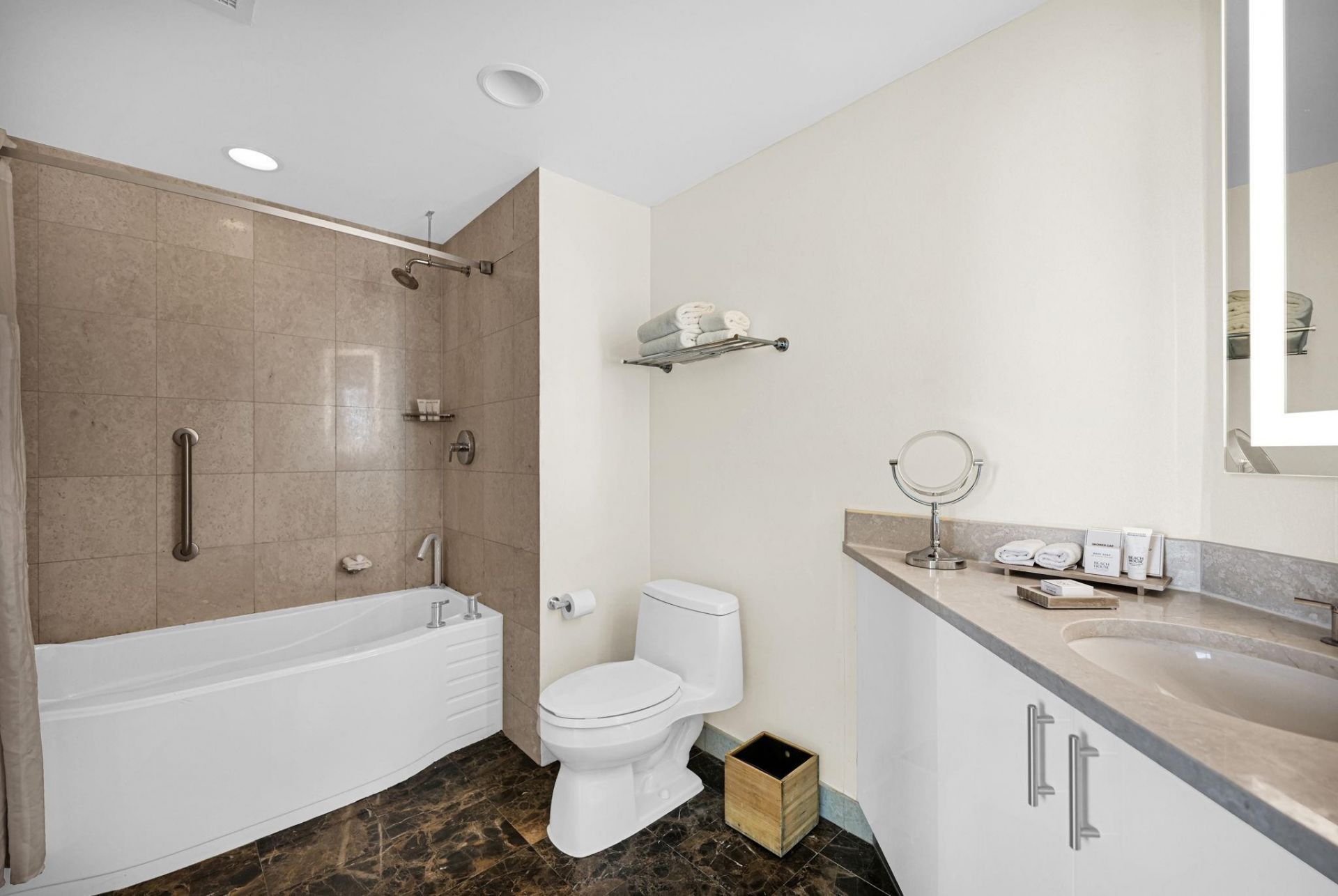 505 N Ft Lauderdale Bch Boulevard, Unit 2101, Fort Lauderdale, FL 33304 Photo