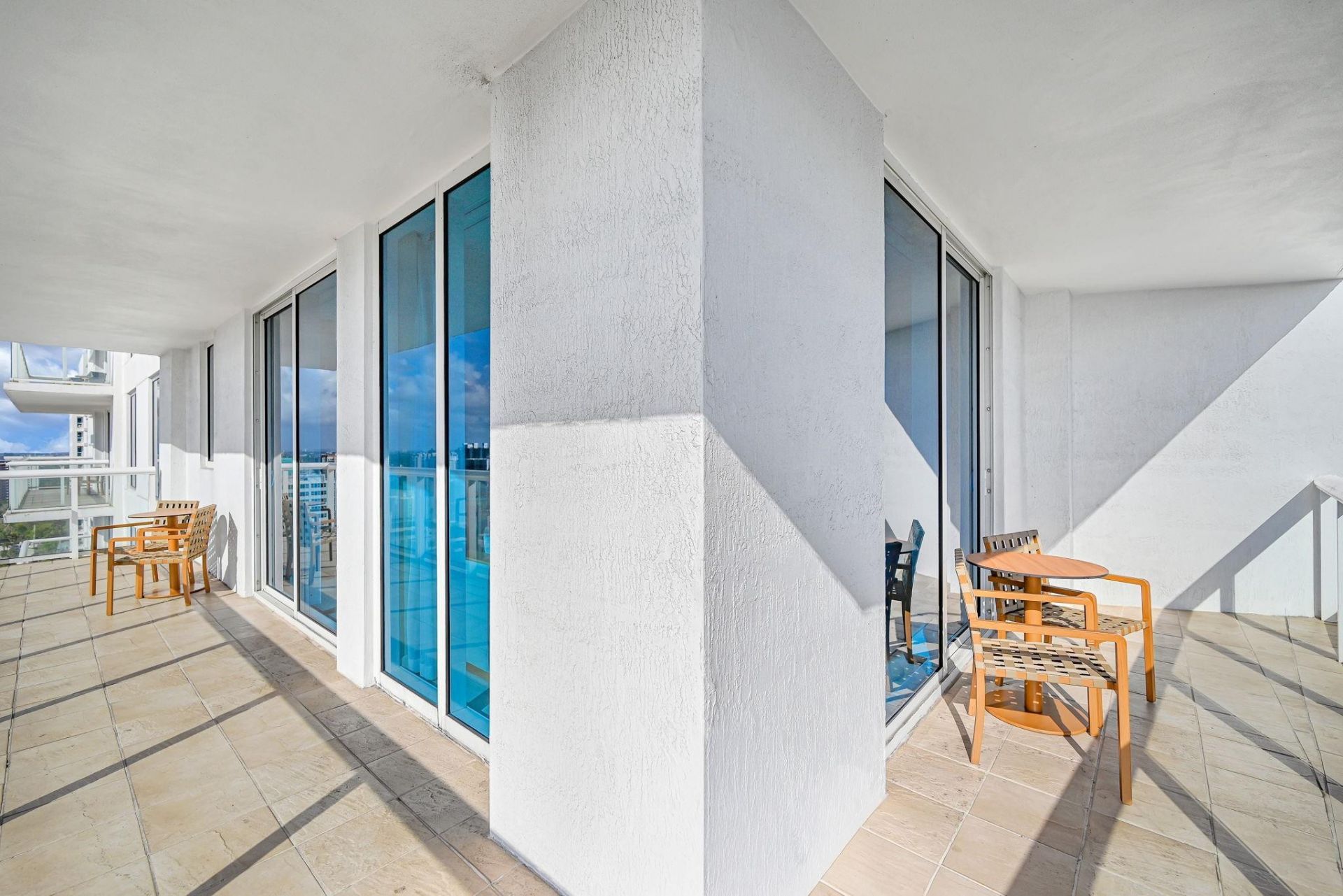 505 N Ft Lauderdale Bch Boulevard, Unit 2101, Fort Lauderdale, FL 33304 Photo