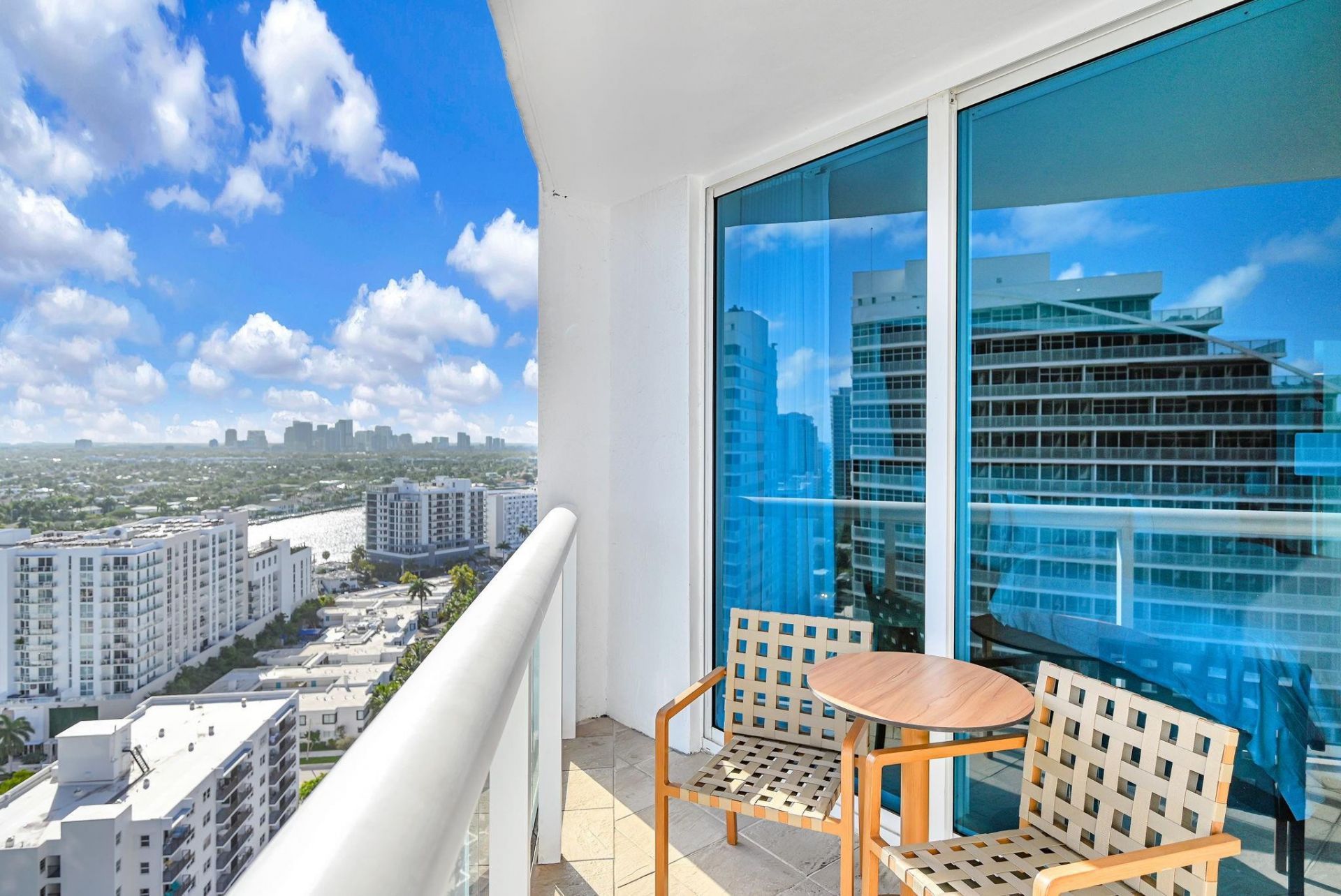 505 N Ft Lauderdale Bch Boulevard, Unit 2101, Fort Lauderdale, FL 33304 Photo