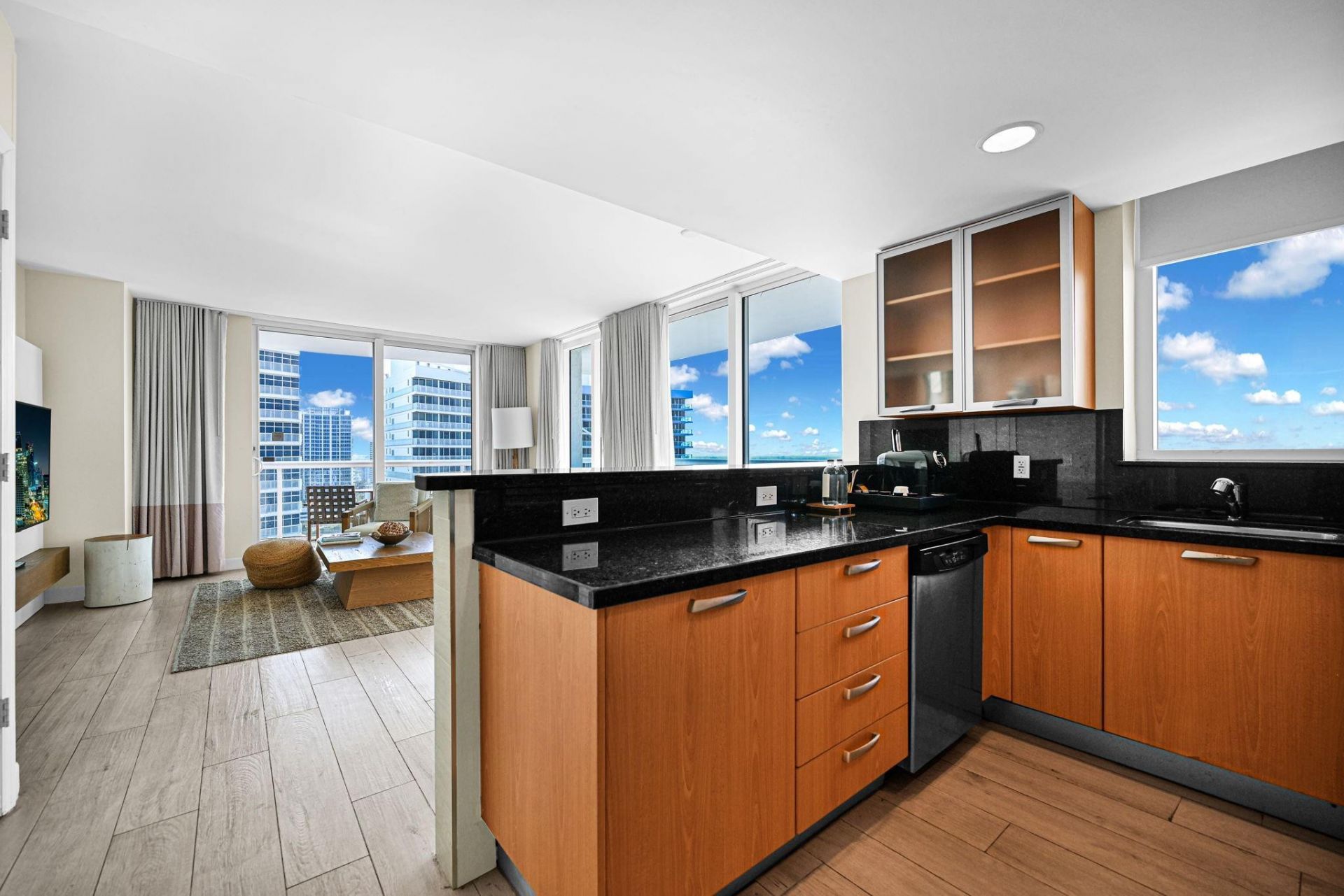 505 N Ft Lauderdale Bch Boulevard, Unit 2101, Fort Lauderdale, FL 33304 Photo