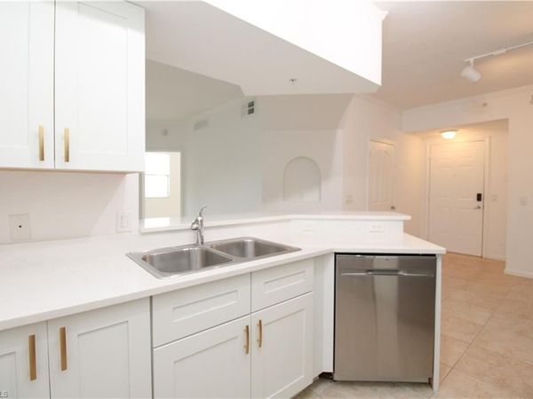 13010 Positano CIR, Unit 102, NAPLES, FL 34105